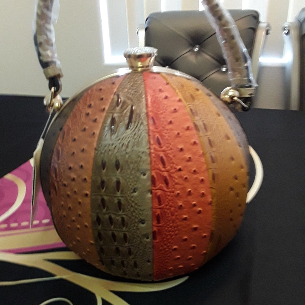 Round Colorful Fall Handbags - Picture 4 of 4